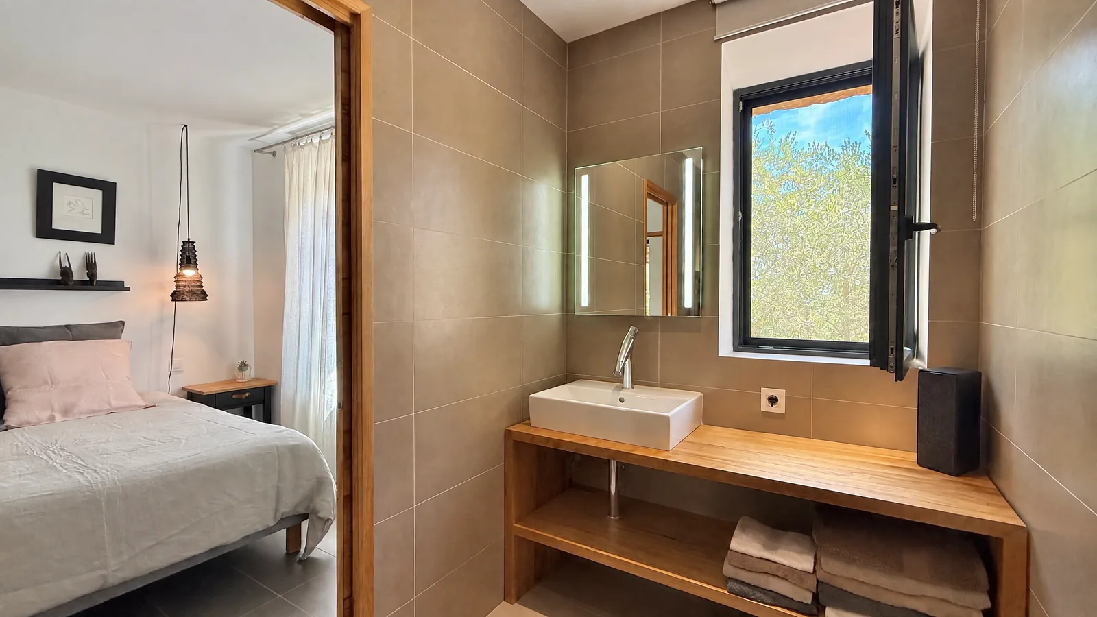 Même salle de bain après nettoyage ProperPix
